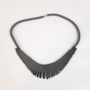 🔥Handcrafted Hematite Beaded Necklace With Barrel Clasp 18"‎